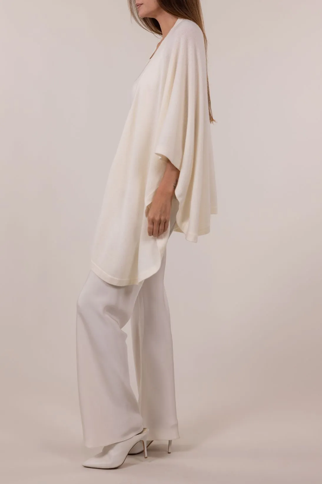 CASHMERE CAPE