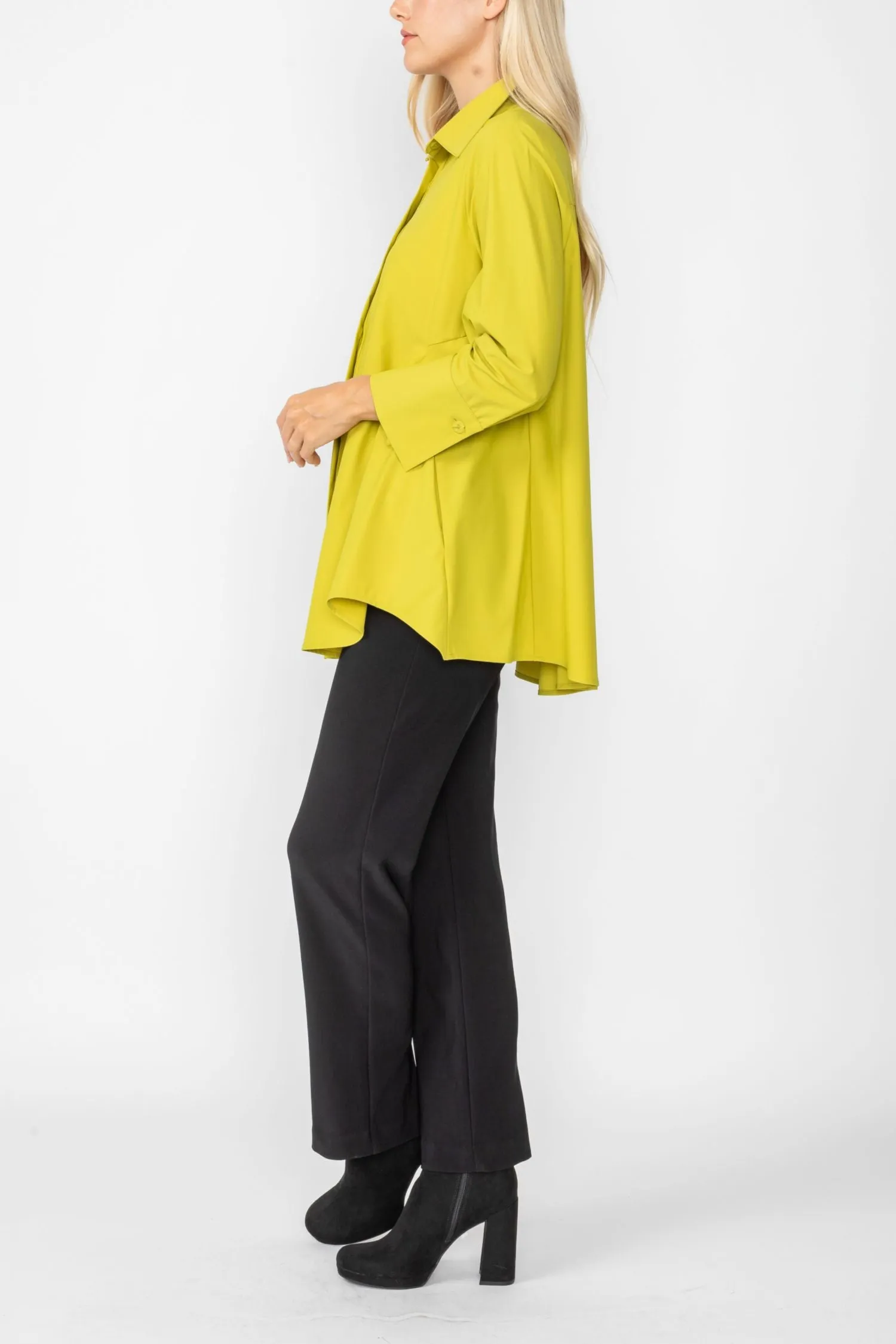 Pear Fold Down Collar Blouse