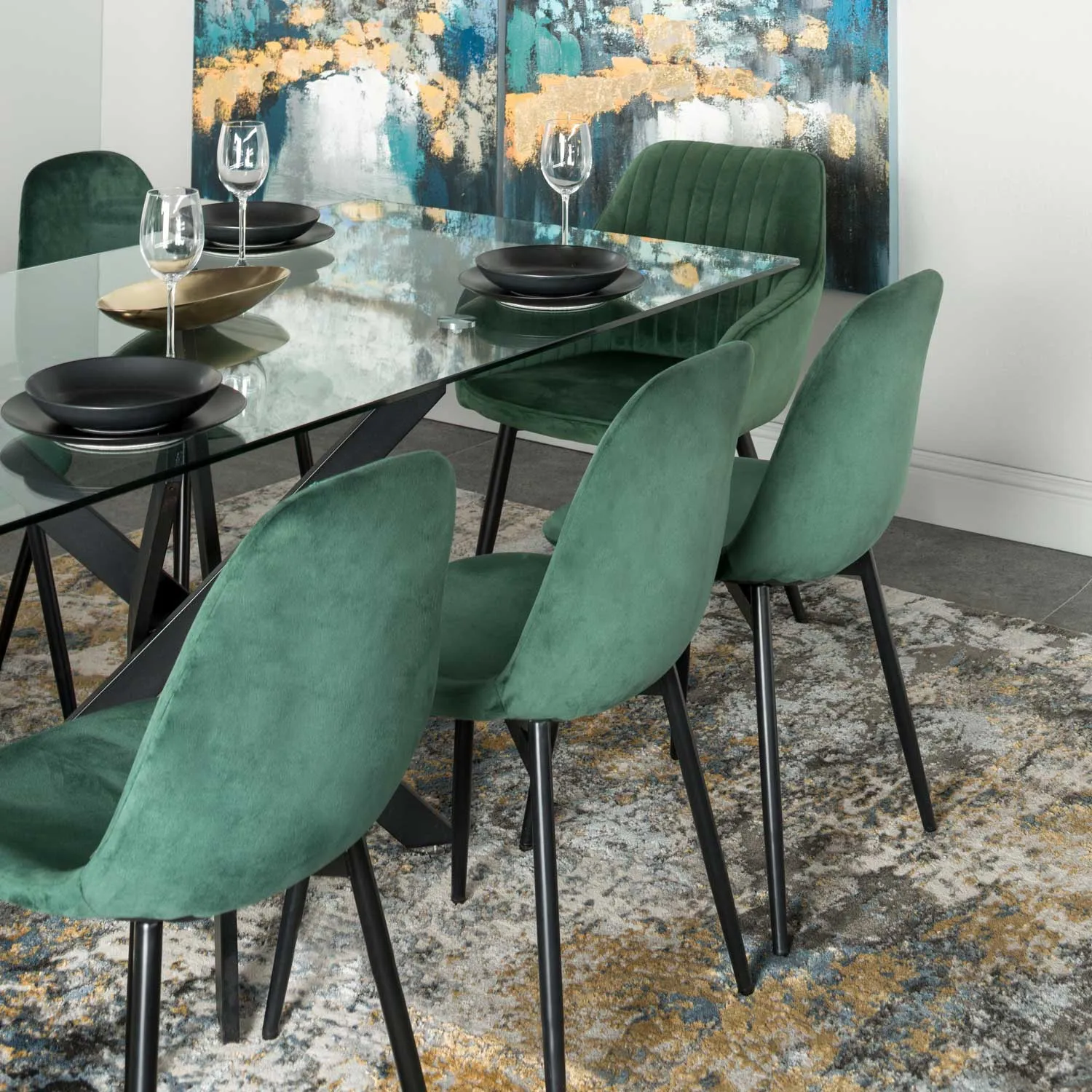 ROCCO VELVET DINING CHAIR